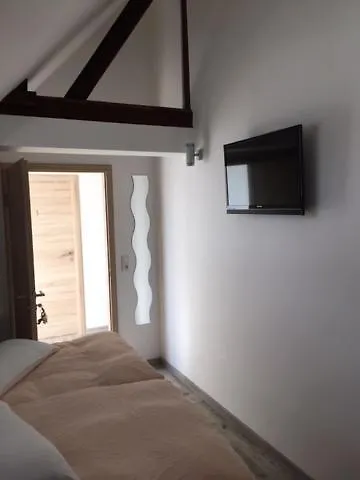 Lavendelhof Bed & Breakfast 3*